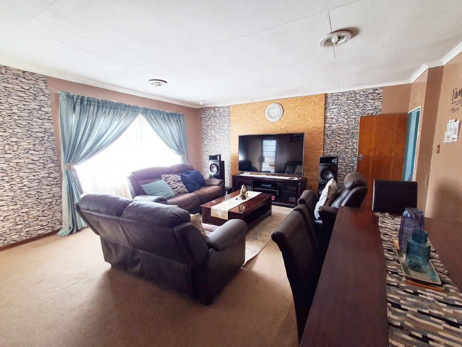 3 Bedroom Property for Sale in Flamingo Park Free State